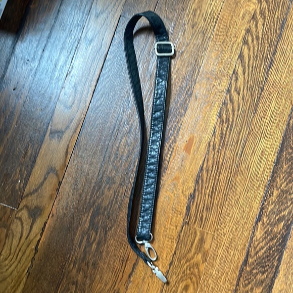 PUMA leather bag with handles and strap! - Picture 7 of 7